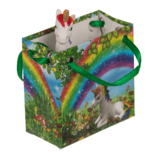 Einhorn, in Regenbogen-Papiertüte, ca. 5,8 x 3 x 6cm